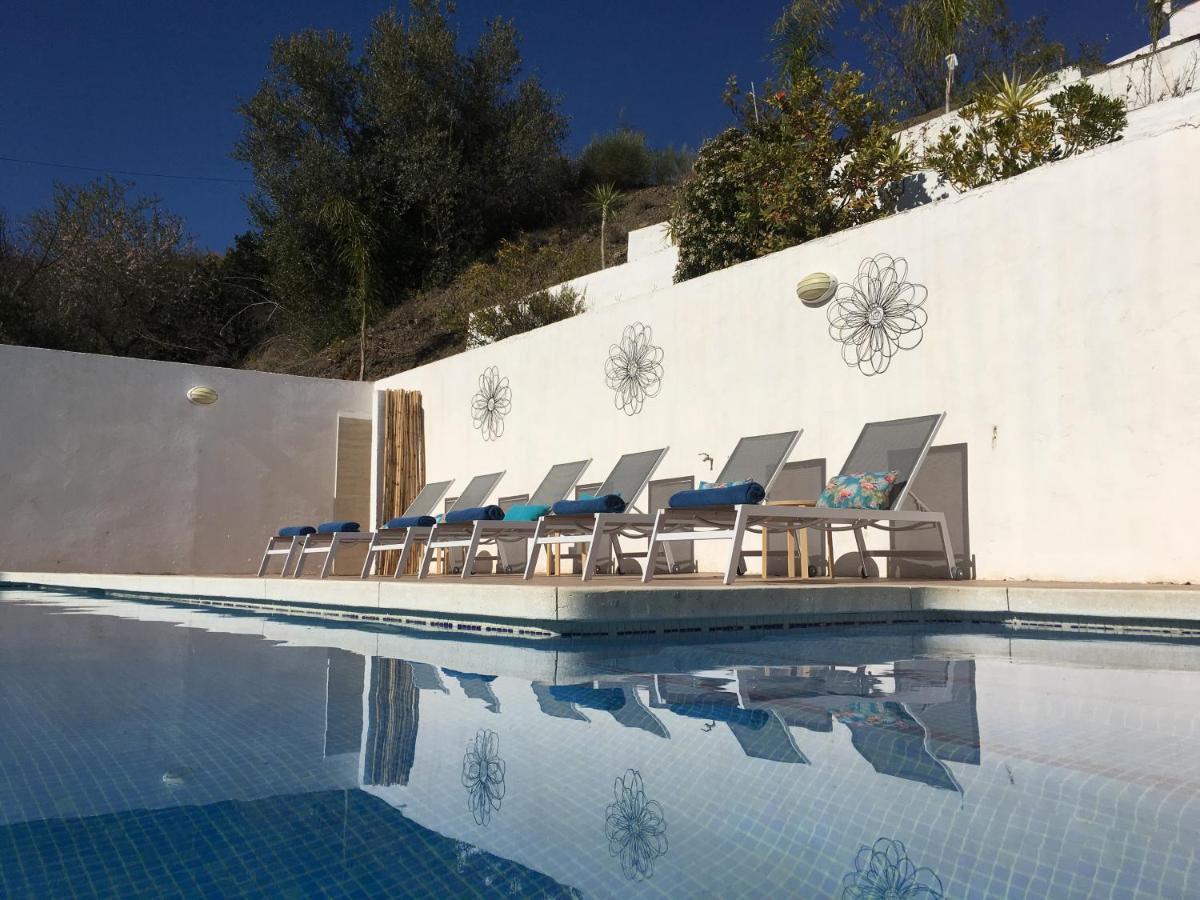 B&B And Apartments Cortijo La Zapatera Canillas de Aceituno Kültér fotó