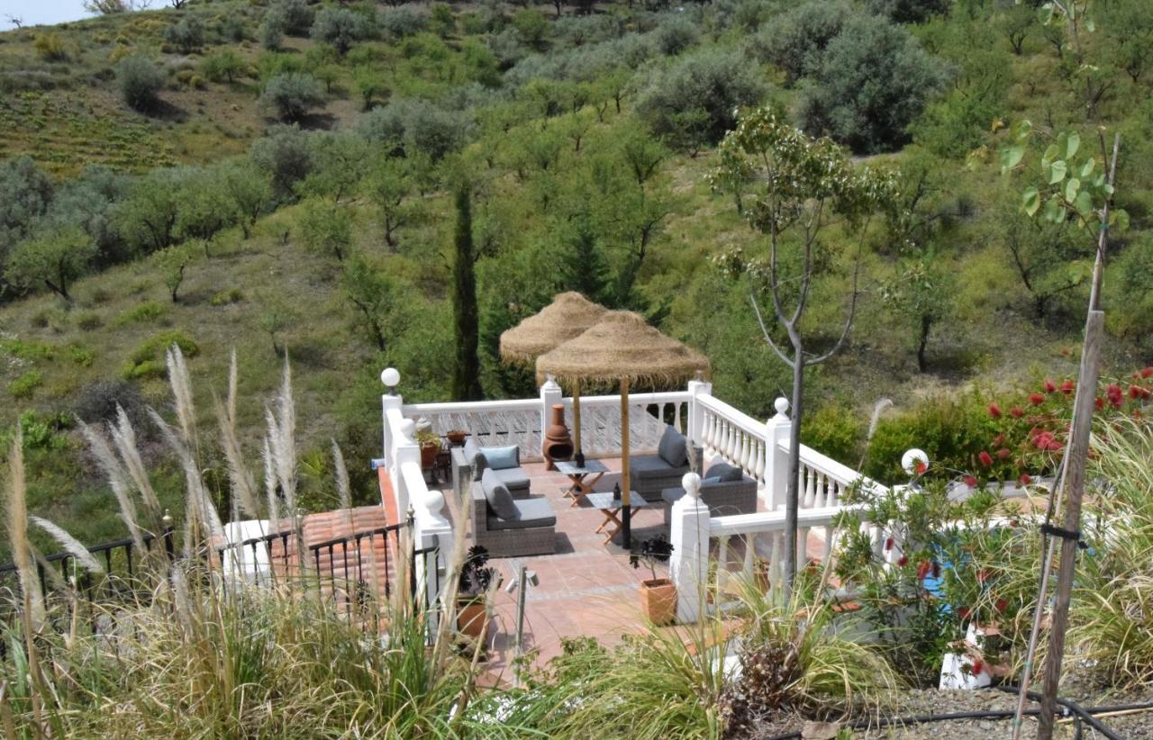 B&B And Apartments Cortijo La Zapatera Canillas de Aceituno Kültér fotó